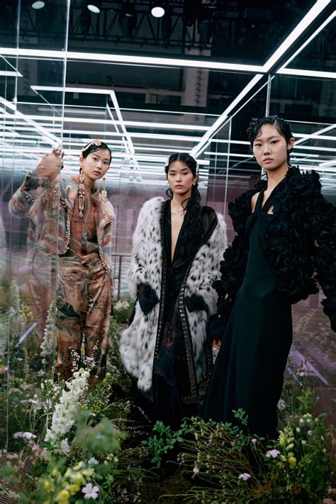 Fendi Reprises Couture Show for Shanghai 